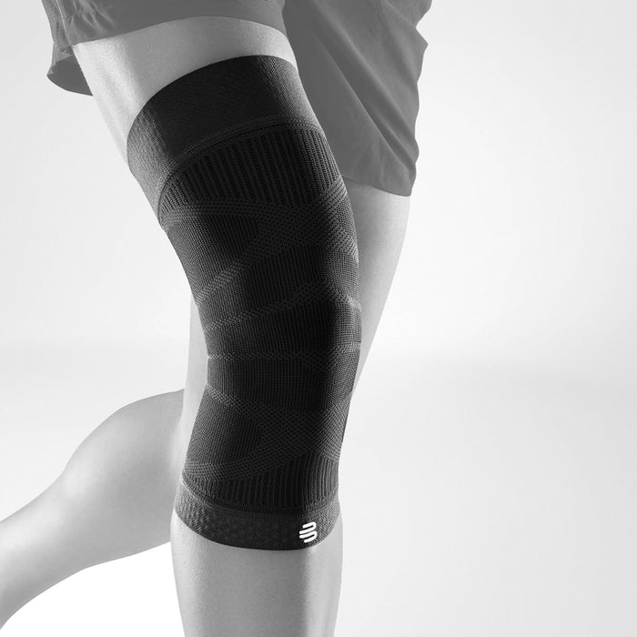 Bauerfeind Sports Compression Knee Support - Athletic Knee Brace for Stabilization and Injury Recovery