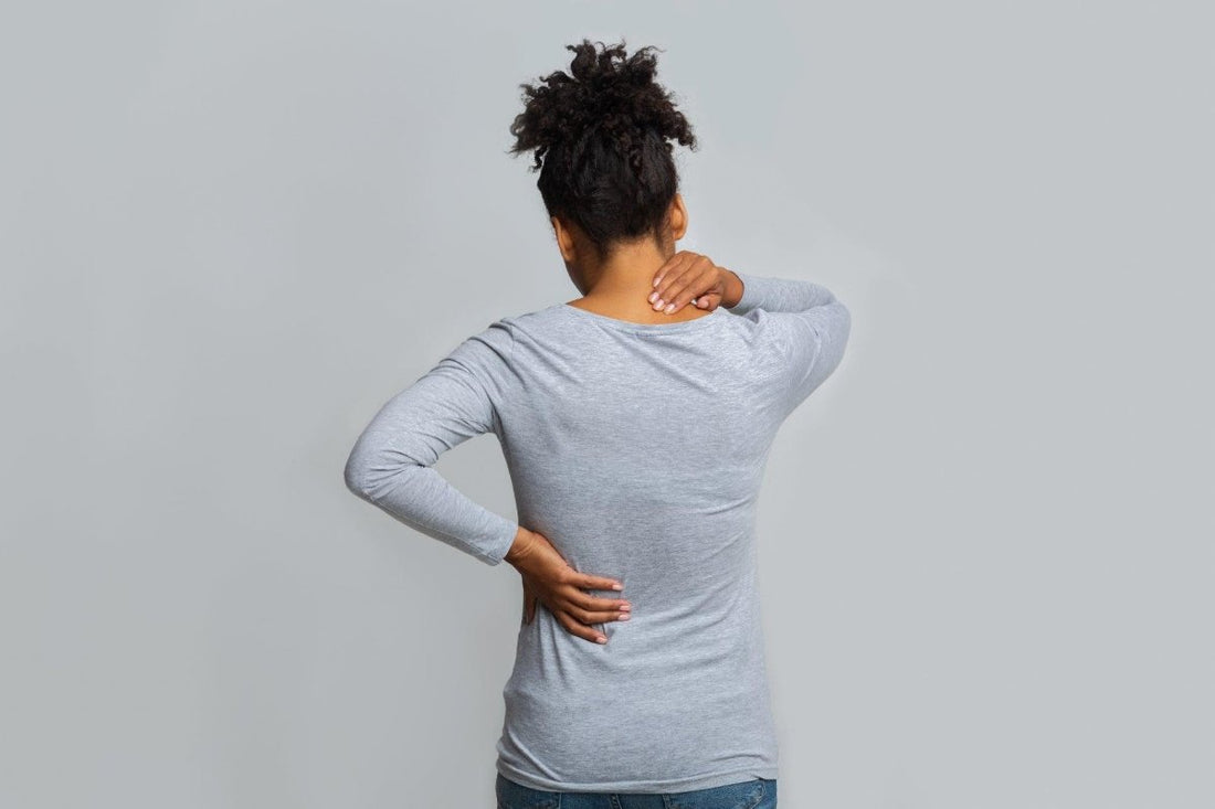 Should You Use Ice or Heat for Back Pain? - Brace Direct