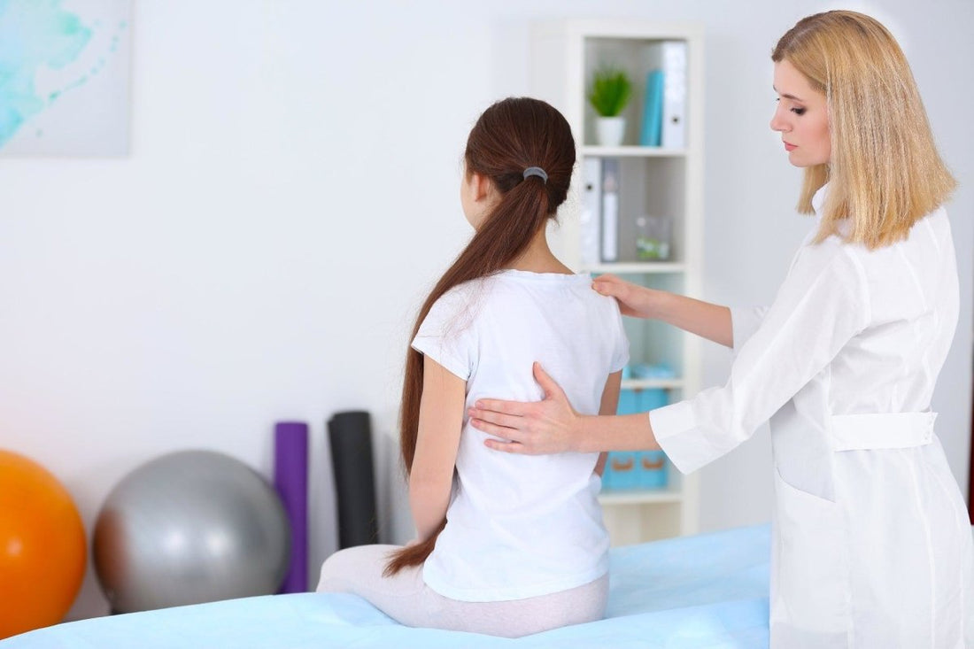 What Kind of Doctor Treats Scoliosis? - Brace Direct