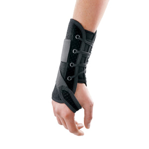 Breg Wrist Lacer Wrist Brace L3908 – Durable and Adjustable Support for Wrist Injuries