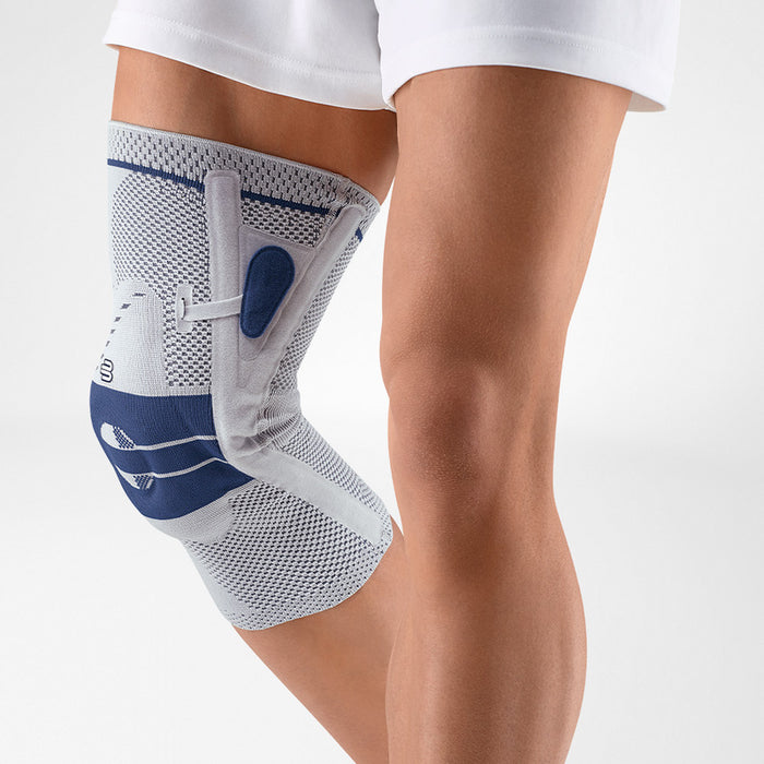 Bauerfeind GenuTrain P3 Knee Brace - Patellar Stabilizer for Pain from Misalignment and Instability