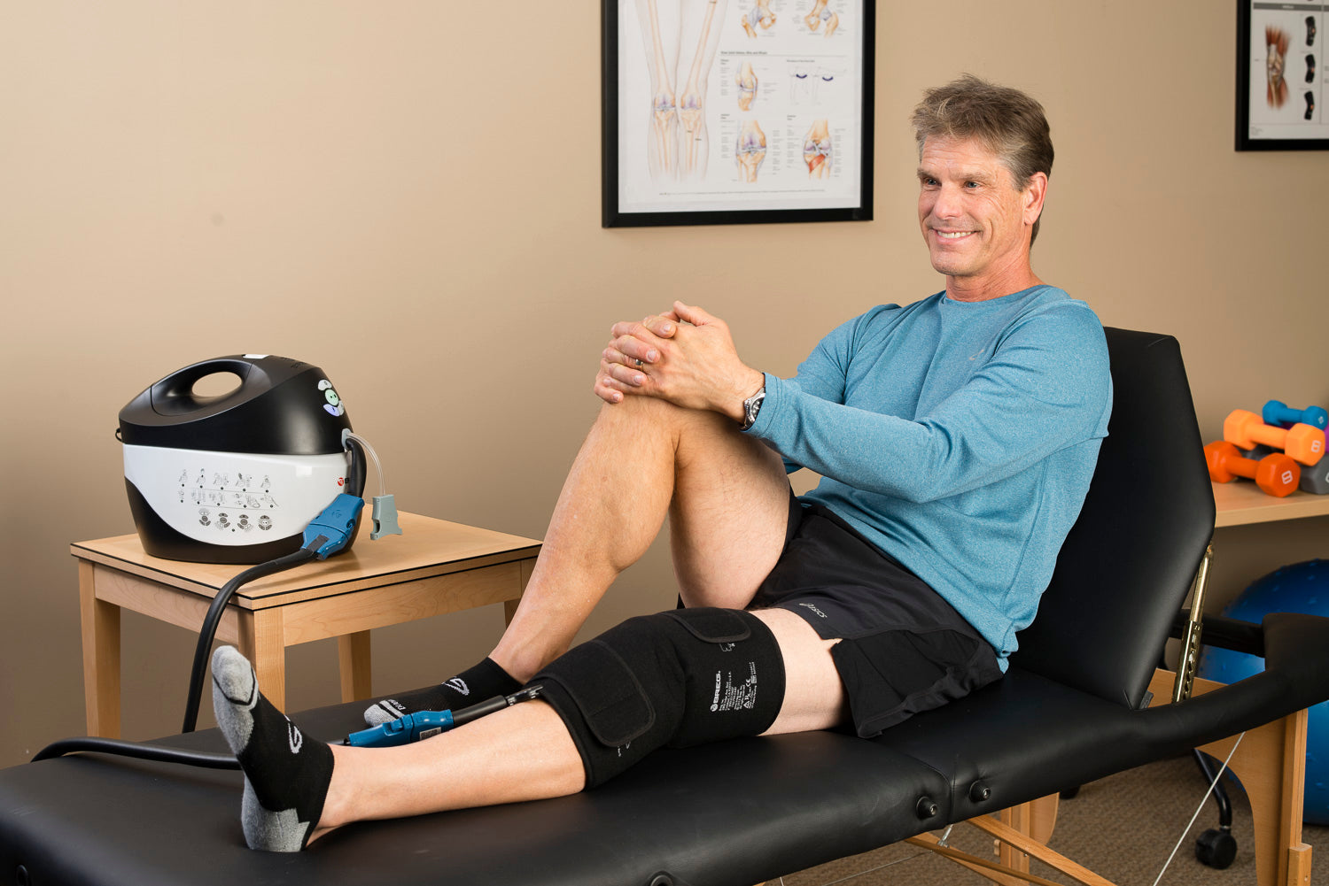 Vpulse Machine Breg VPulse Cold Compression and DVT Prevention Machine | Cold Therapy ...
