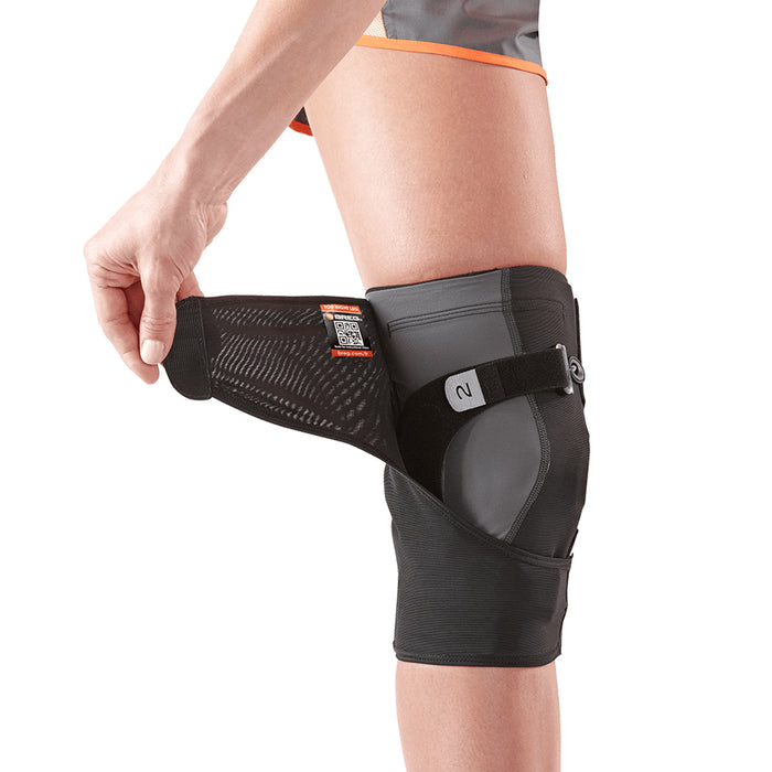 Breg FreeRunner L1820 Knee Brace | Best Knee Brace for Running and Patella Support