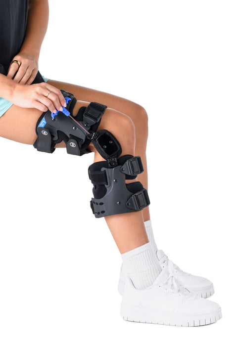Brace Align EasyStrap Pro OA Knee Brace – Adjustable Unloader for Osteoarthritis, Meniscus & Cartilage Injuries – PDAC L1843/L1851