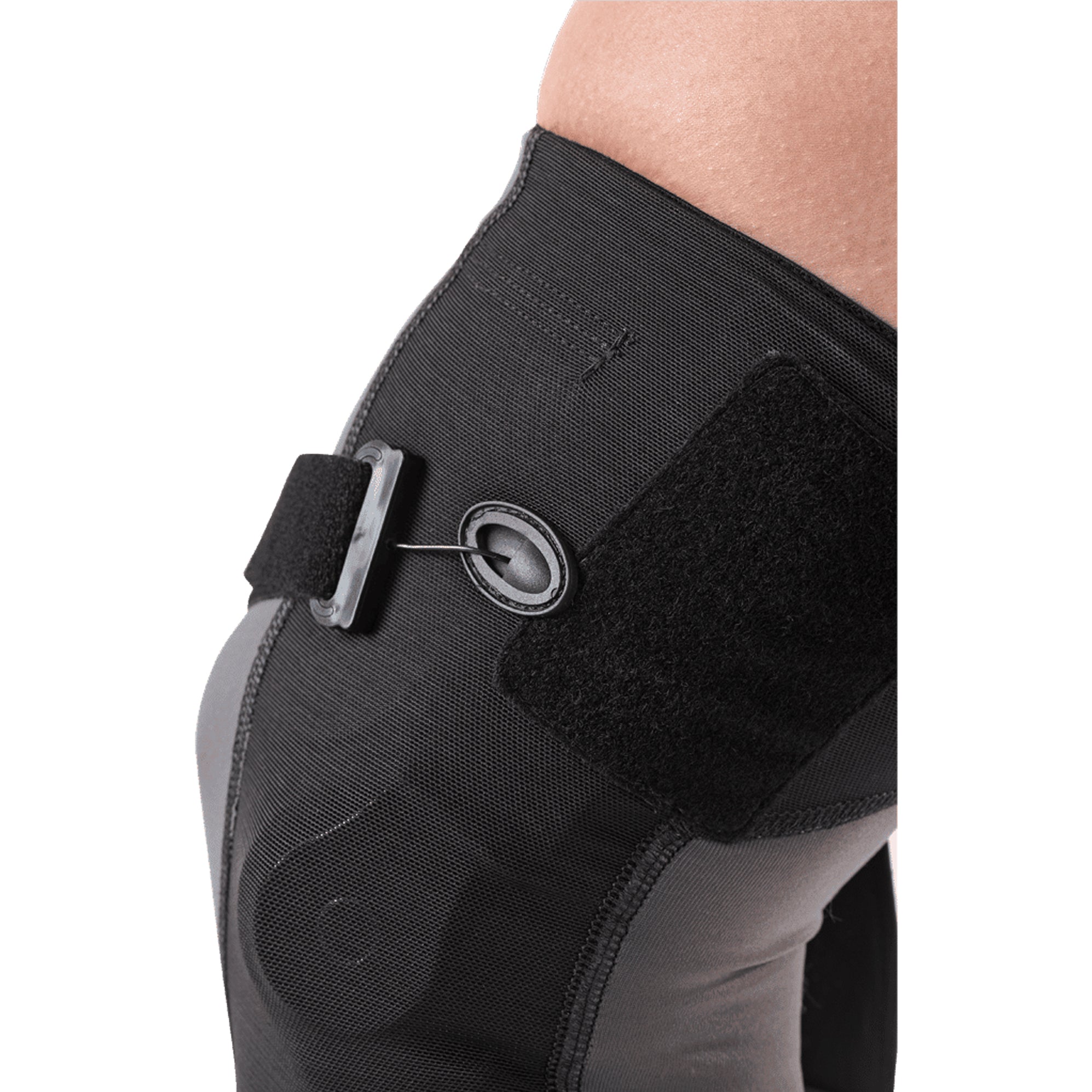 Looking for the best knee brace for running? The Breg FreeRunner L1820 ...