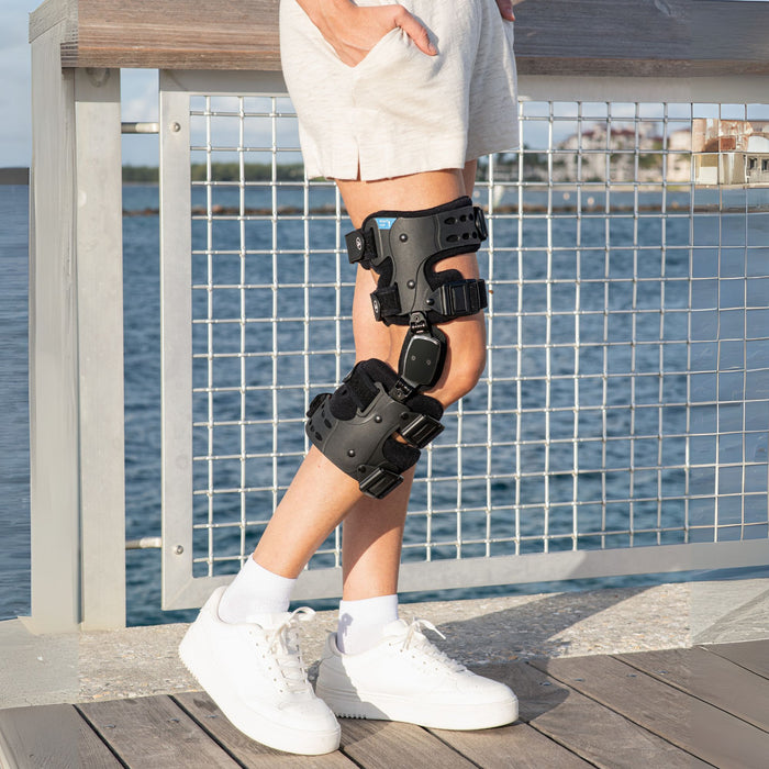 Brace Direct Dual Hinged Osteoarthritis Knee Brace – Adjustable OA Offloader with ROM Control and Condyle Pad L1843/L1851