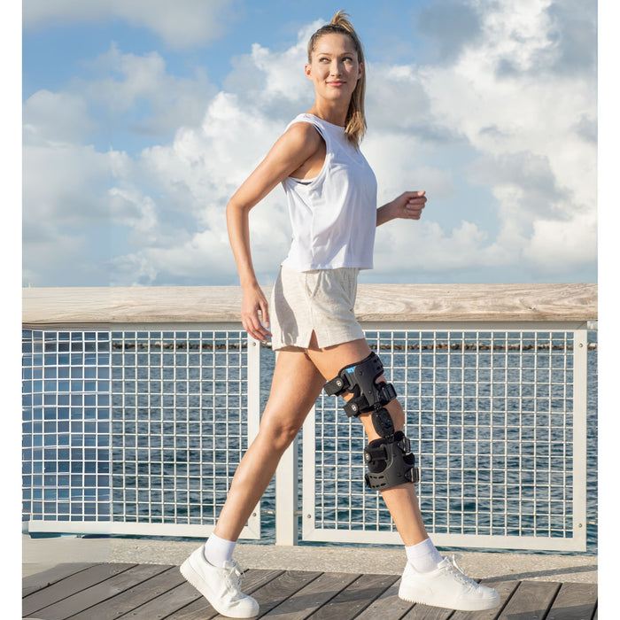 Brace Direct Dual Hinged Osteoarthritis Knee Brace – Adjustable OA Offloader with ROM Control and Condyle Pad L1843/L1851